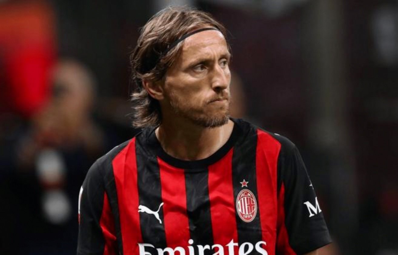 关于拜仁绝地反击AC米兰，莫德里奇关键制胜的信息