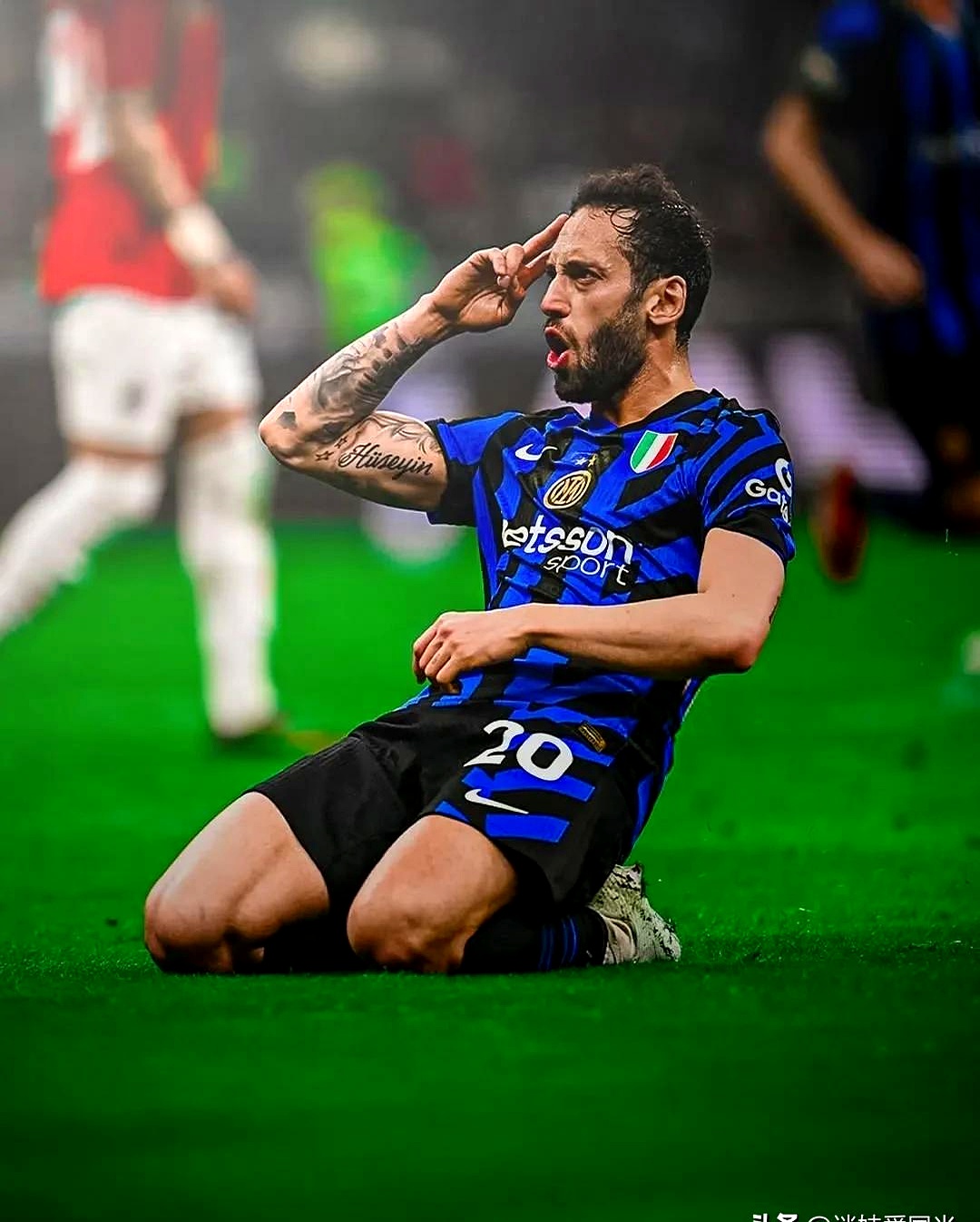 AC米兰新外援首秀抢眼，表现让球迷眼前一亮