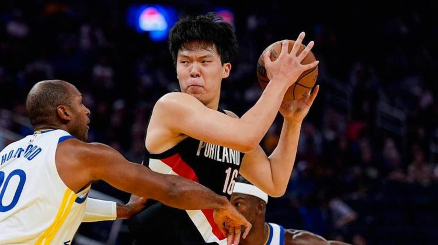 开拓者主帅战术失误，遭队员质疑的简单介绍