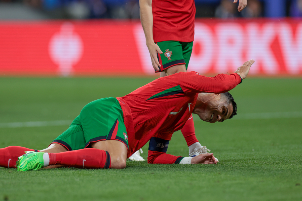 美国鏖战摩洛哥，C罗扛起全队