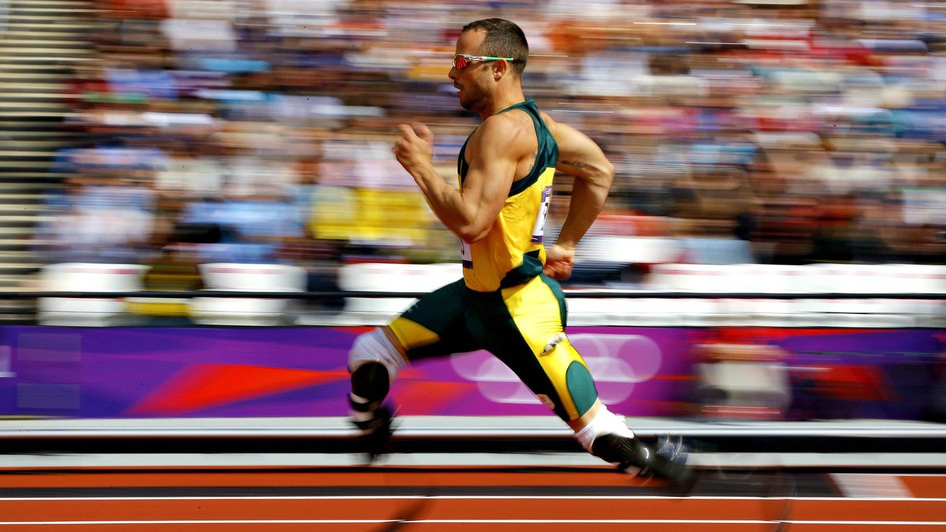 NBA季后赛之夜，当布雷默成为球场上的唯一焦点