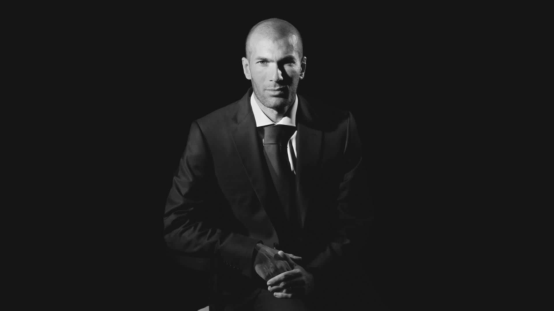 1.唯一的答案,当Scout的沙皇在决胜局写下了LOL历史的绝对句点